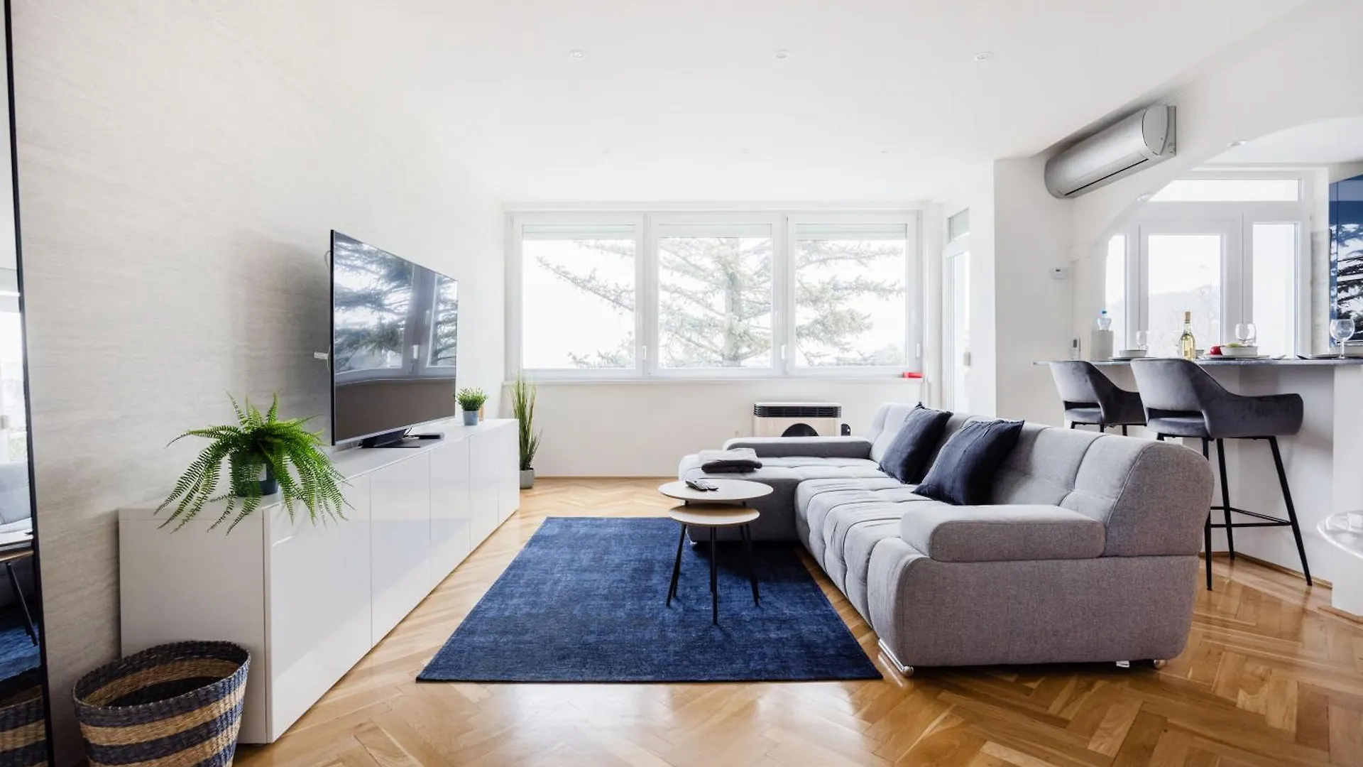 Tranquil Hideaway On Gellert Hill With Parking Apartamento Budapeste Hungria